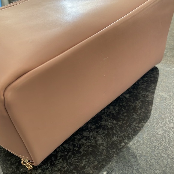 Cosmetic/Toiletry Bag - Picture 5 of 7